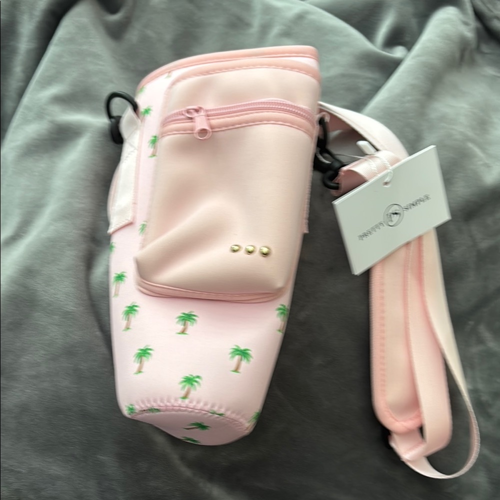 Pretty Simple brand new Shoreline Walk Hydration Harness